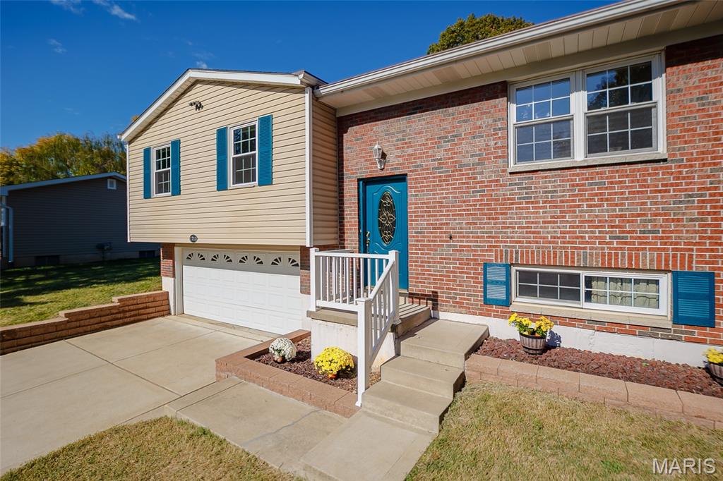 Photo of 1713 Partridge Drive Imperial MO 63052