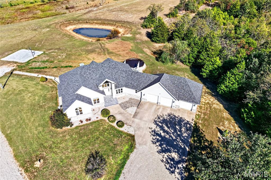 Photo of 31320 OSLO Drive Lebanon MO 65536