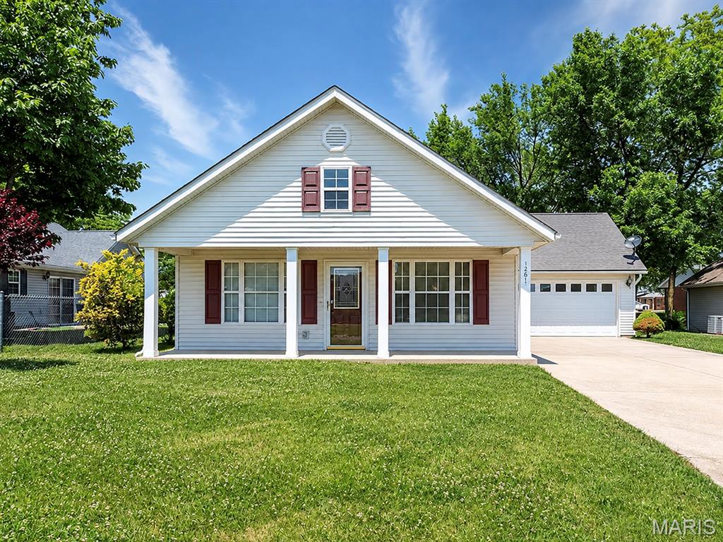 Photo of 1201 Megan Street Jerseyville IL 62052