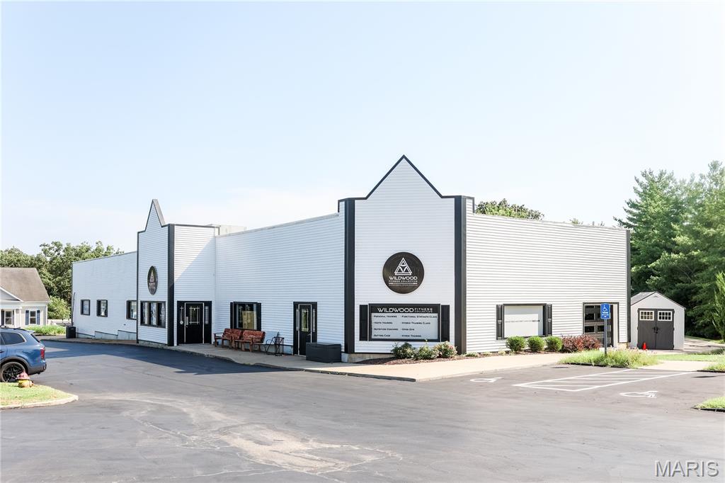 Photo of 16966 Manchester Road Wildwood MO 63040