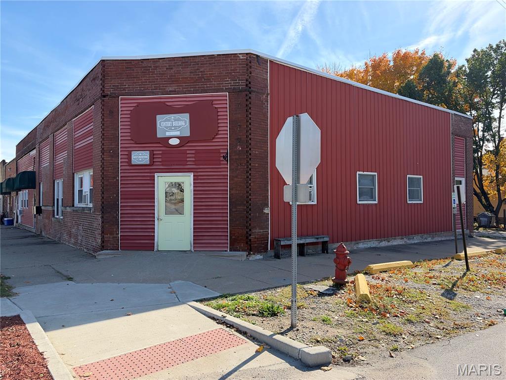 Photo of 602 N Main Augusta IL 62311