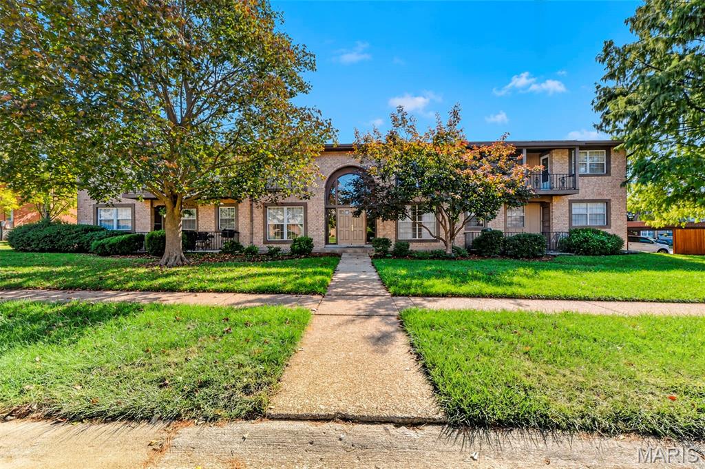 Photo of 3170 Leisurewood Court #B Florissant MO 63033