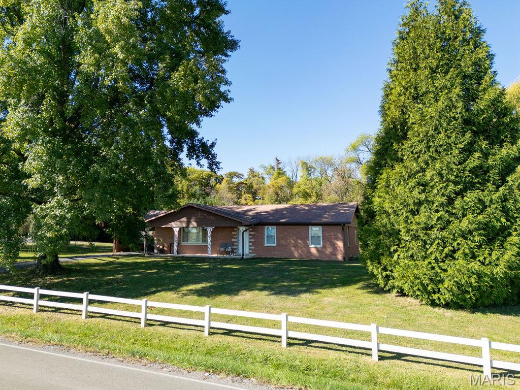 Photo of 315 Old Collinsville Road Caseyville IL 62232