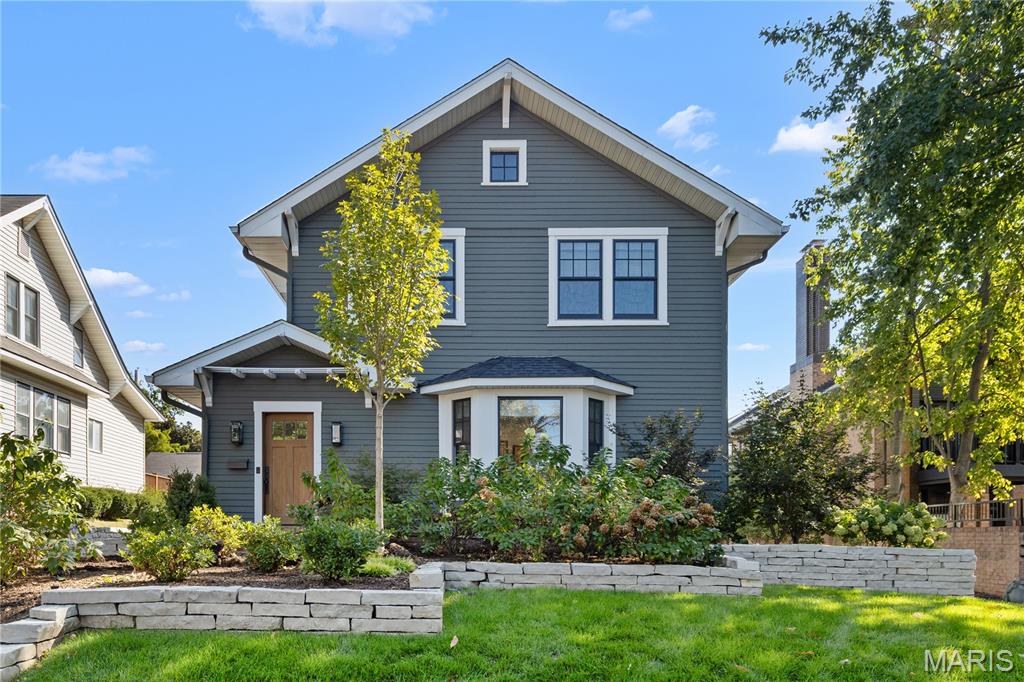 Photo of 108 N Bemiston Avenue Clayton MO 63105