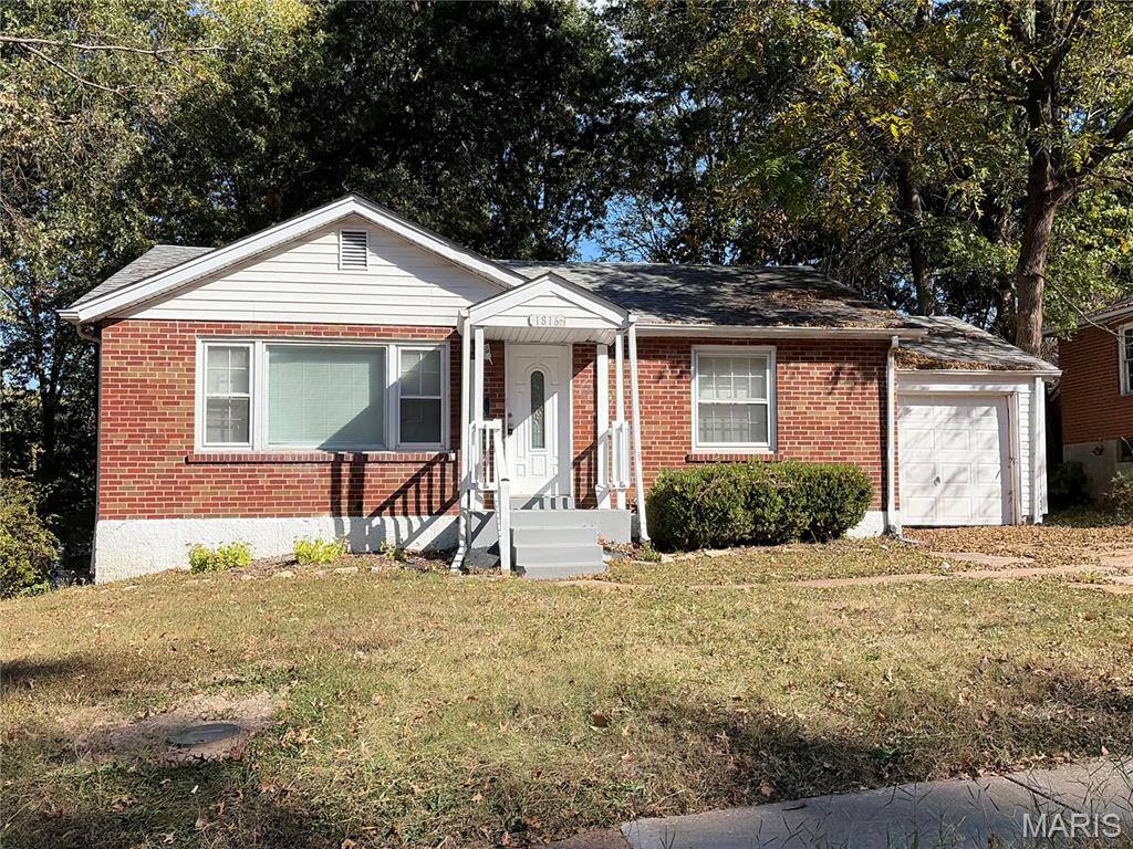 Photo of 1816 N Hanley Road Normandy MO 63114