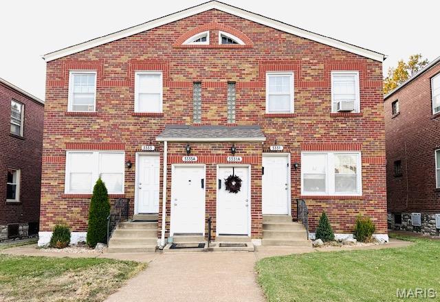 Photo of 3331 Watson Road St Louis MO 63139