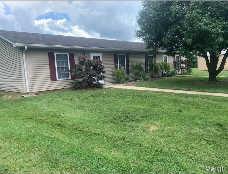 Photo of 1736 Debbie Lane Owensville MO 65066