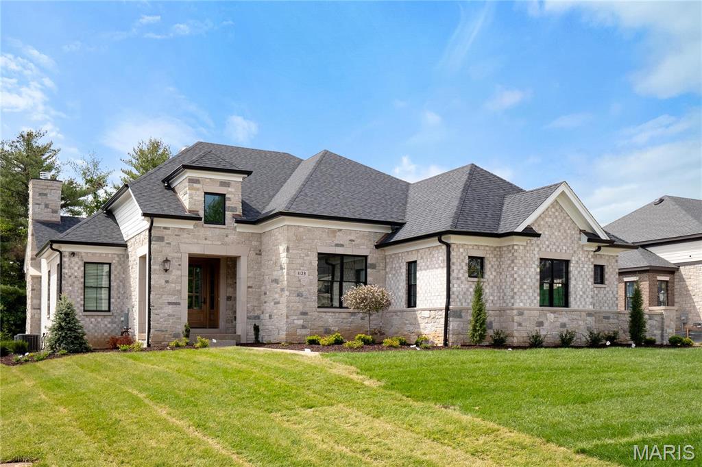 Photo of 1139 Enclave Court Frontenac MO 63131