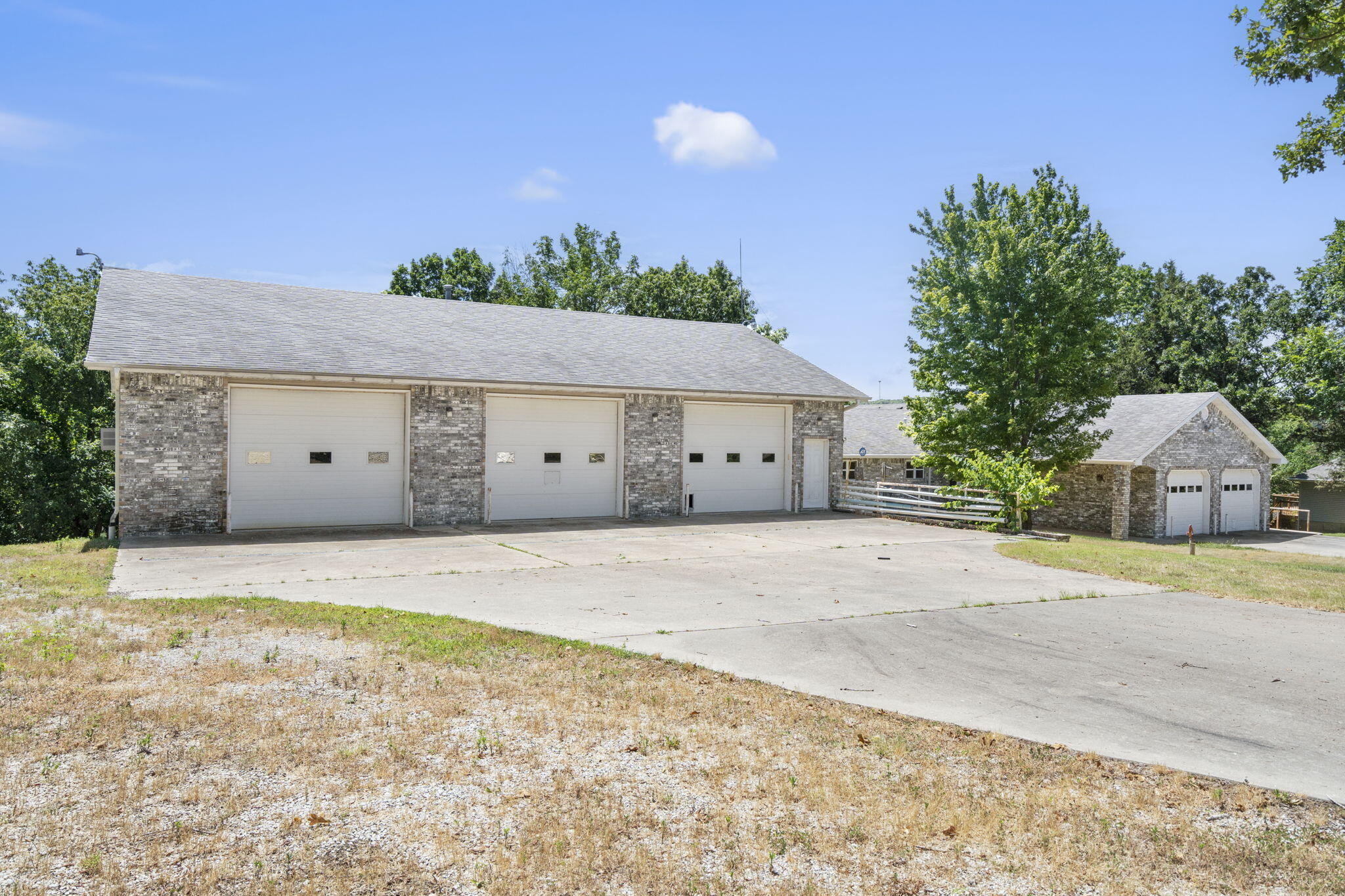 Photo of 170 Sundance Road Cape Fair MO 65624