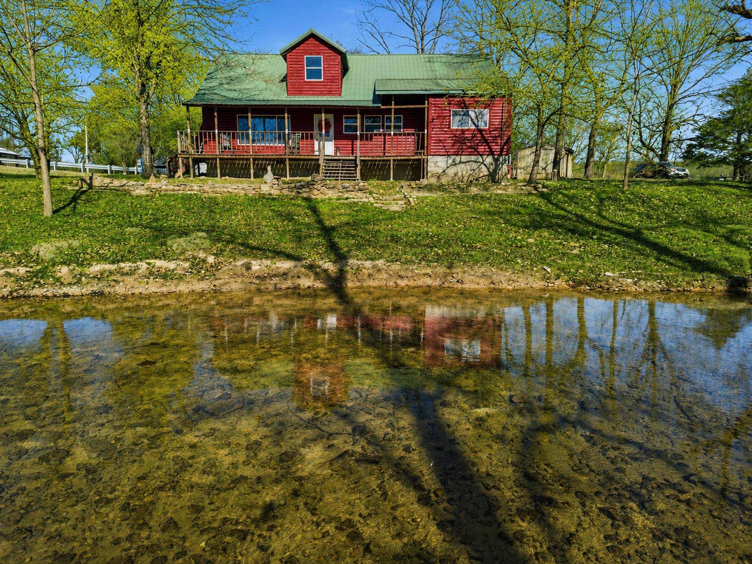 Photo of 305 Thomas Street Birch Tree MO 65438