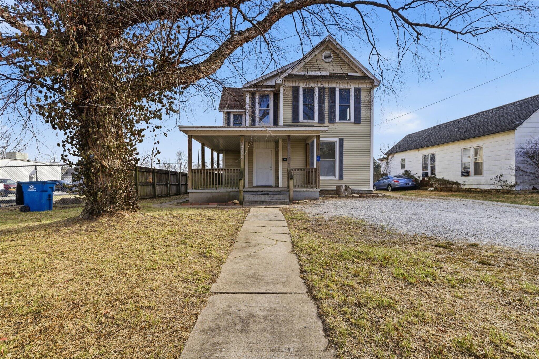 Photo of 1026 W Division Street Springfield MO 65803