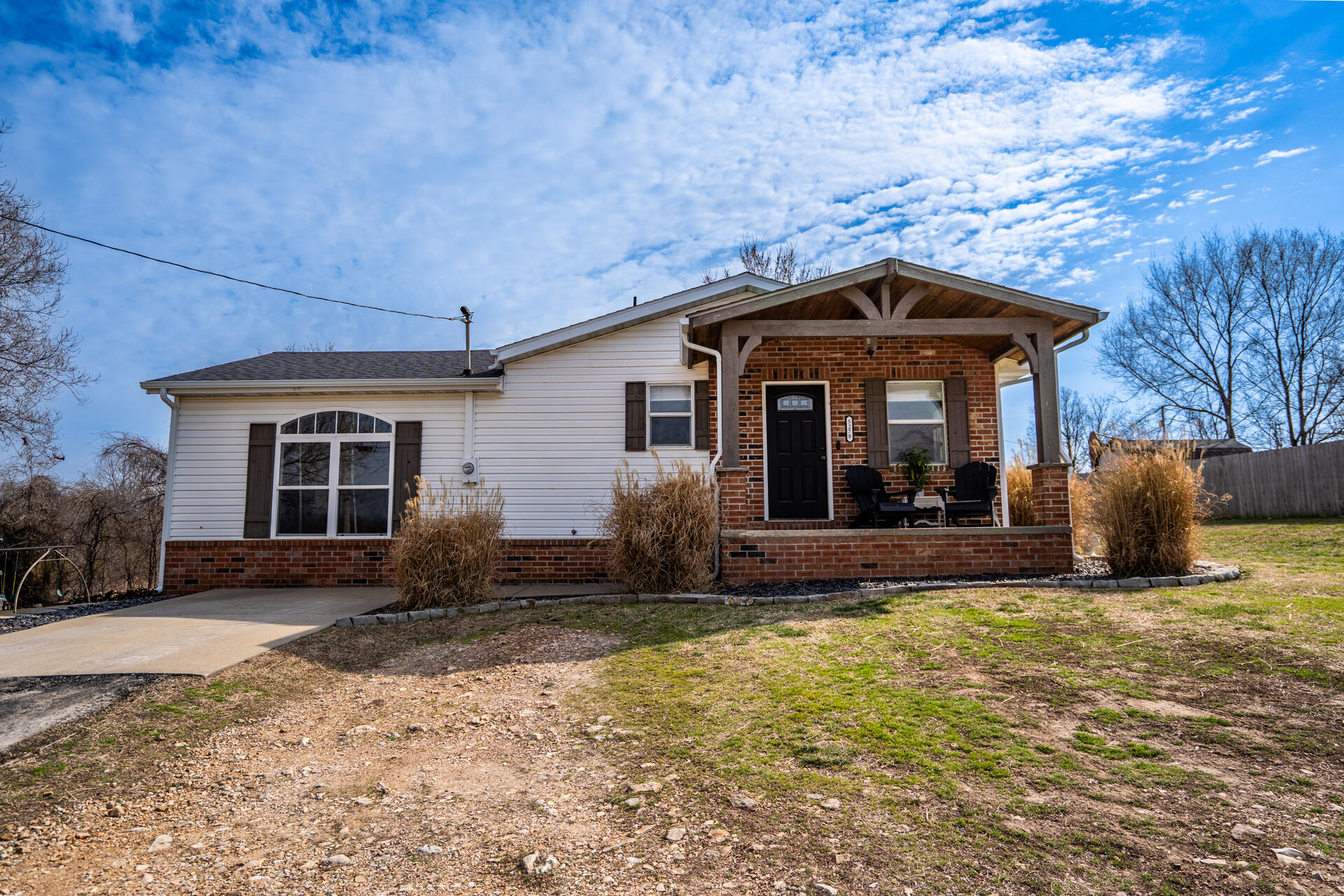 Photo of 1482 N College Avenue Morrisville MO 65710