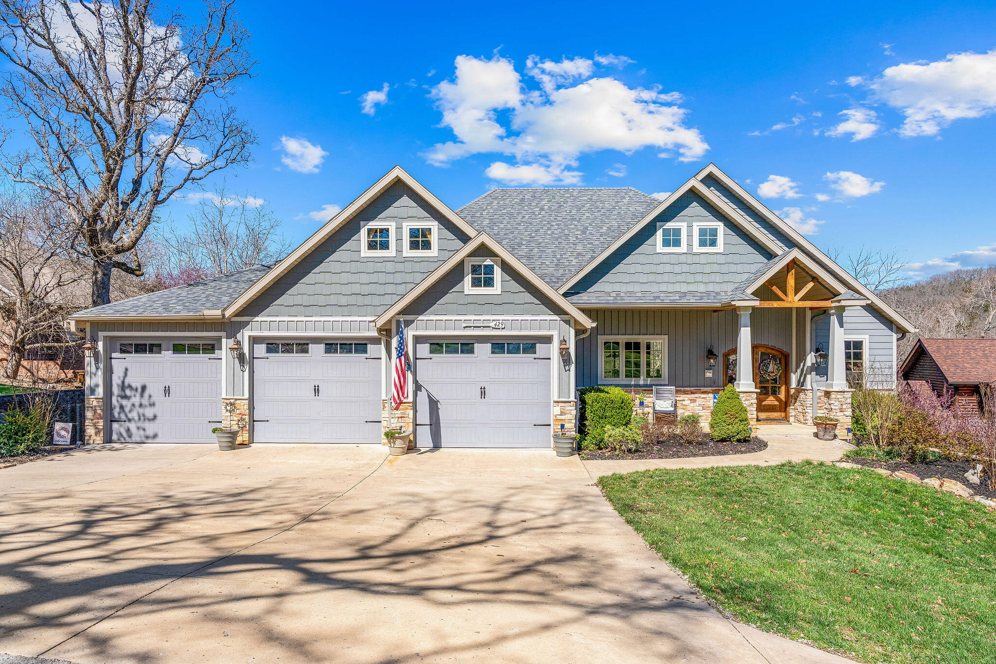 Photo of 429 Hidden Shores Drive Branson West MO 65737