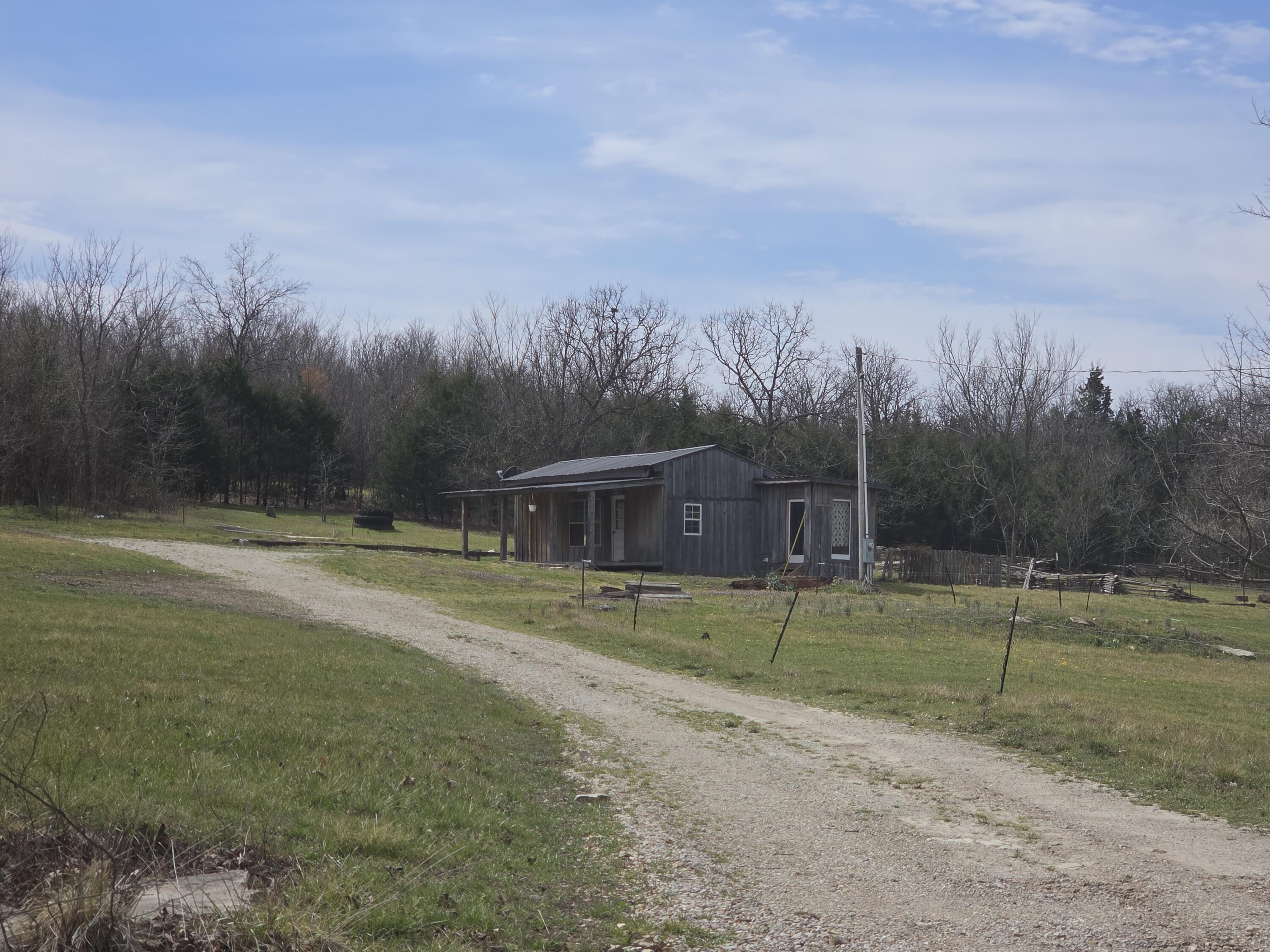 Photo of 2280 E 360th Road Louisburg MO 65685