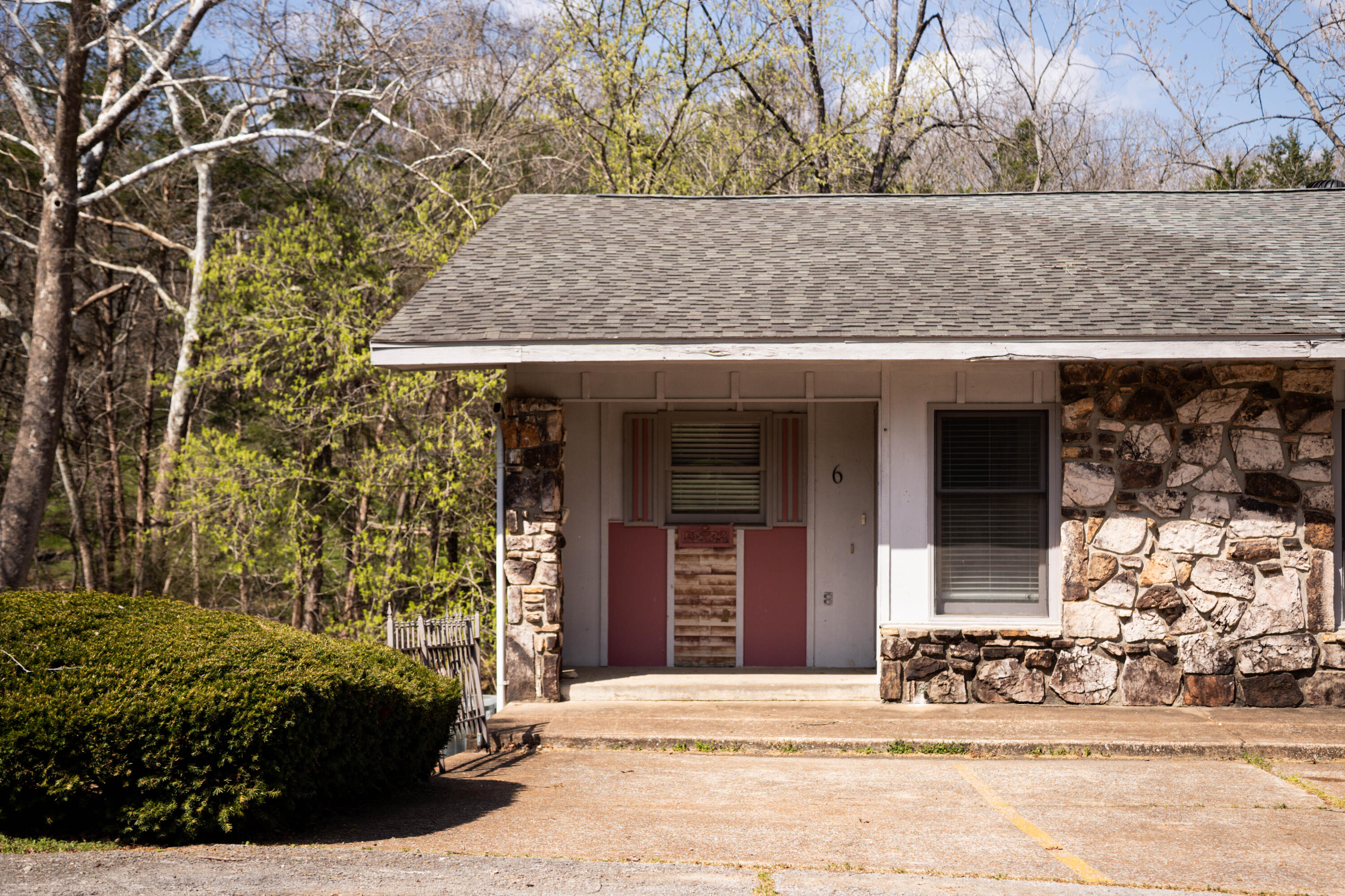 Photo of 6 Akokisa Drive Cherokee Village AR 72525