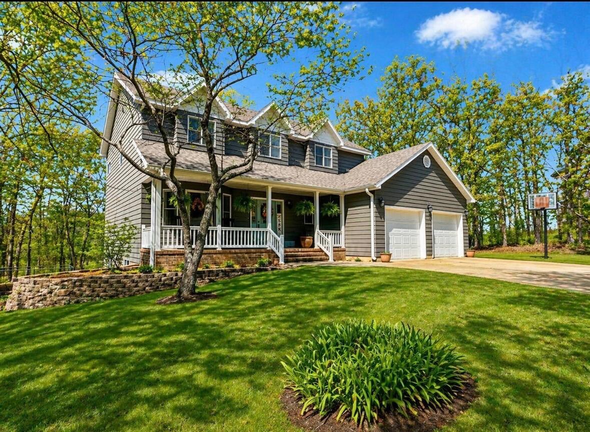 Photo of 1729 N Pine Street Marshfield MO 65706
