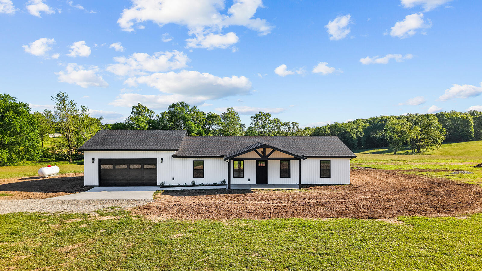 Photo of 24672 Farm Road 2012 Crane MO 65633