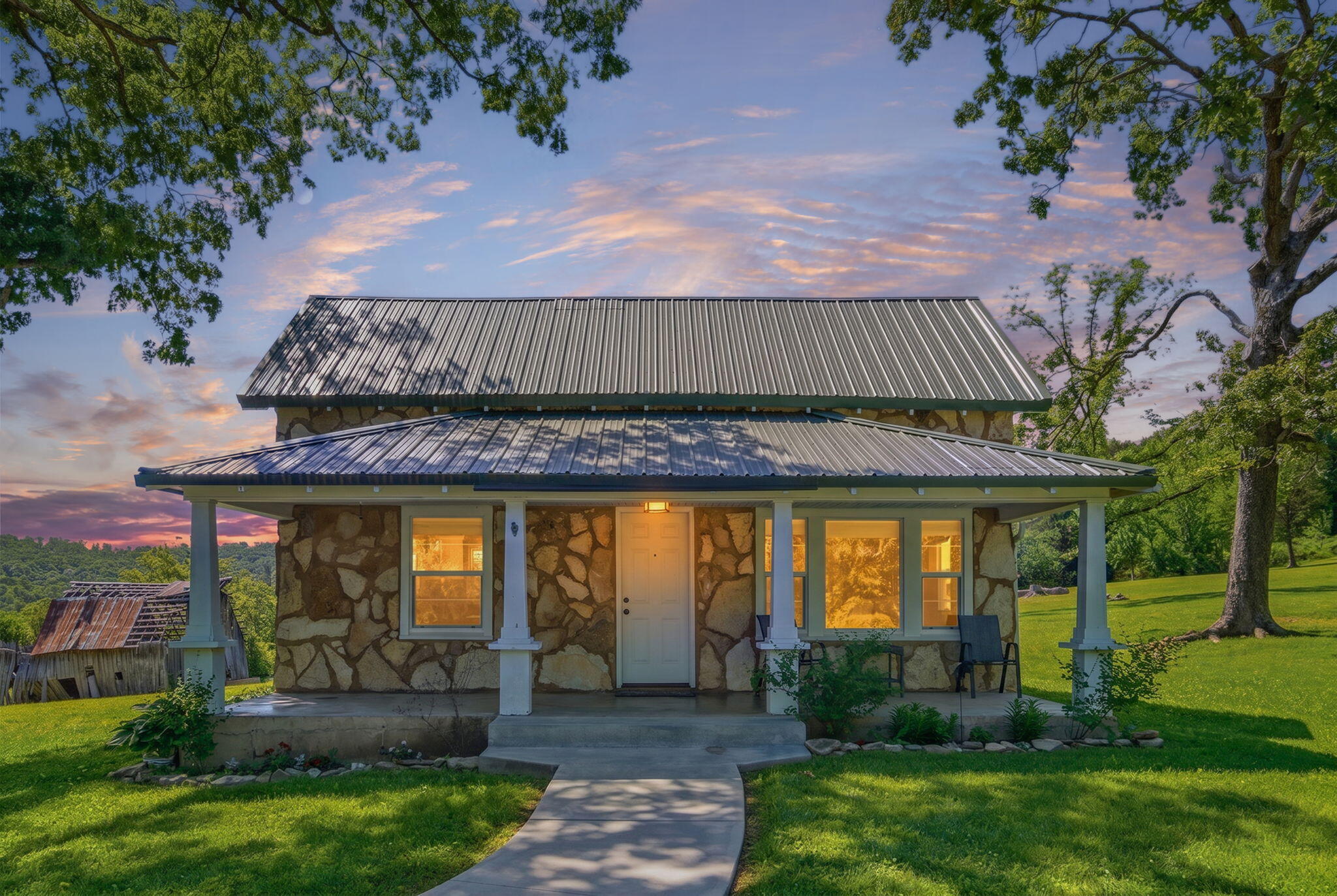 Photo of 4706 Flat Creek Road Cape Fair MO 65624