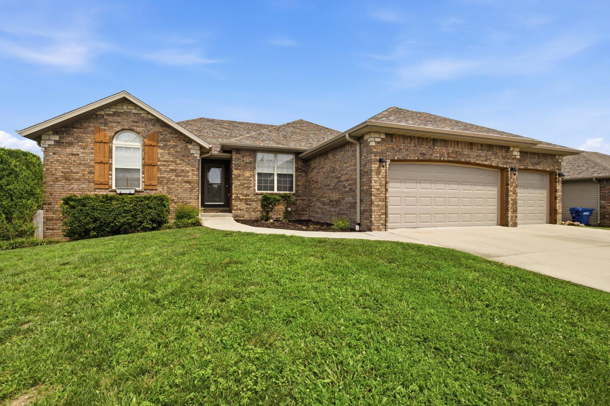 Photo of 226 N Ladera Drive Republic MO 65738