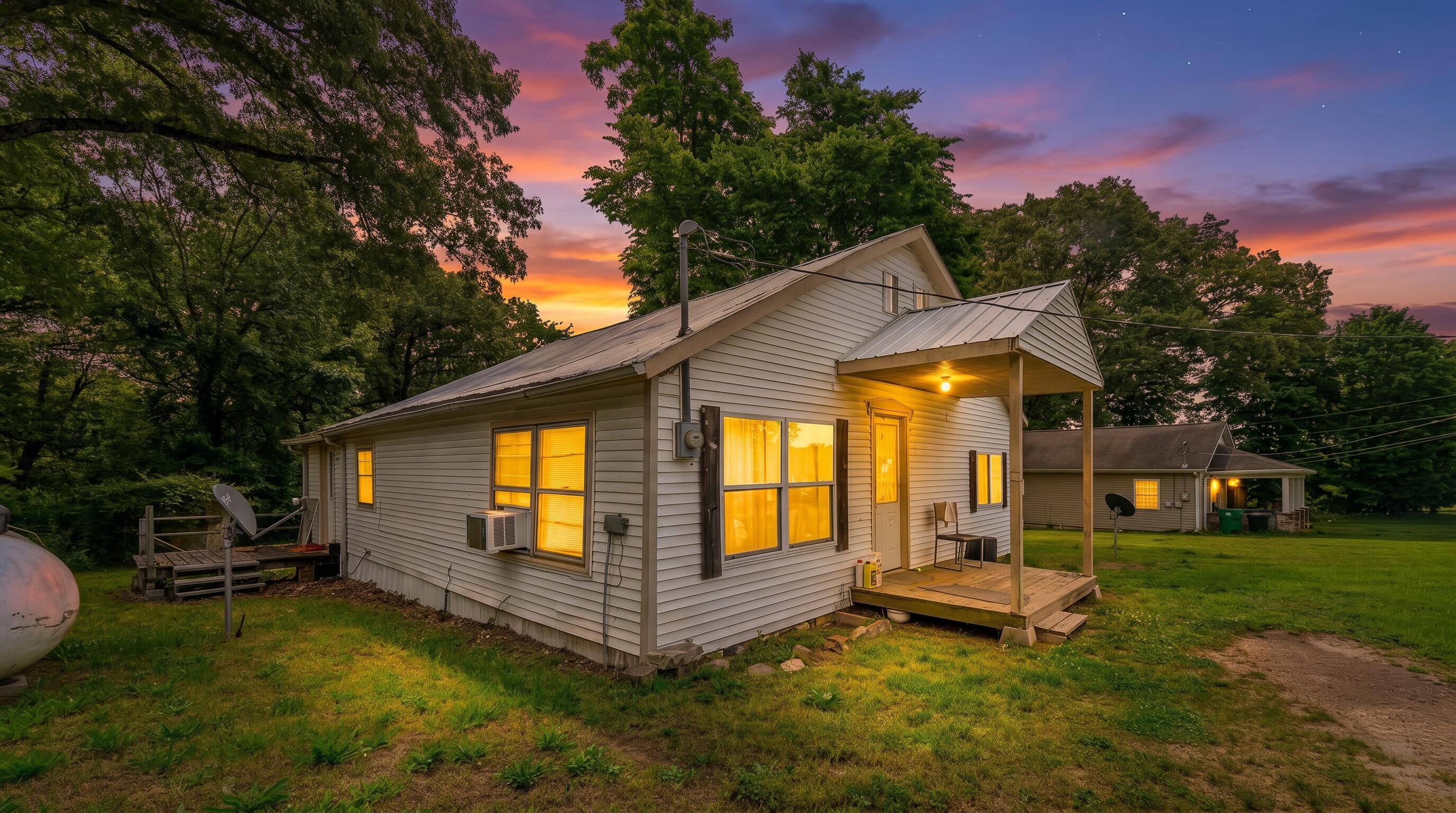 Photo of 208 Sherman Street Thayer MO 65791