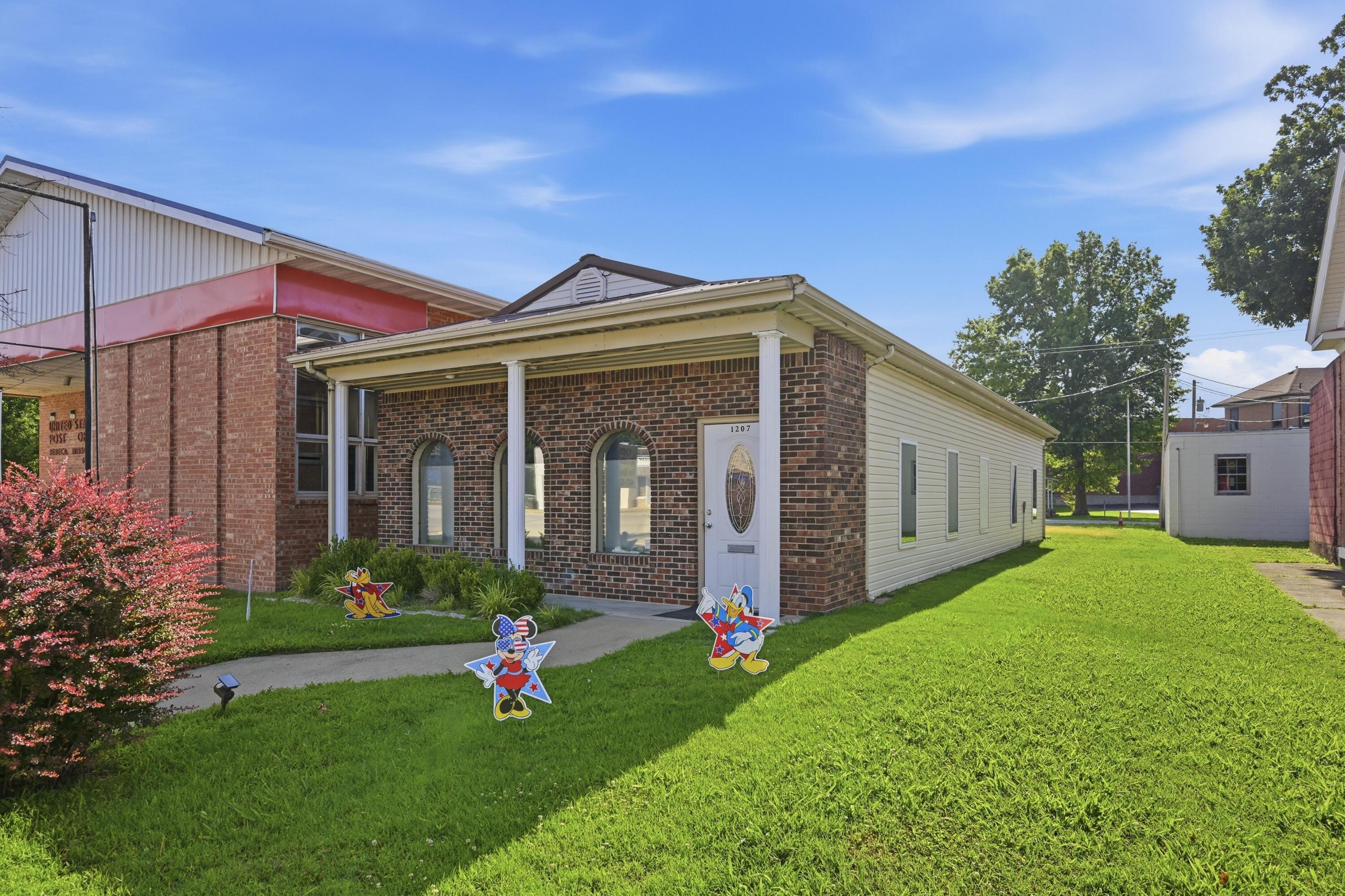 Photo of 1207 Cherokee Avenue Seneca MO 64865