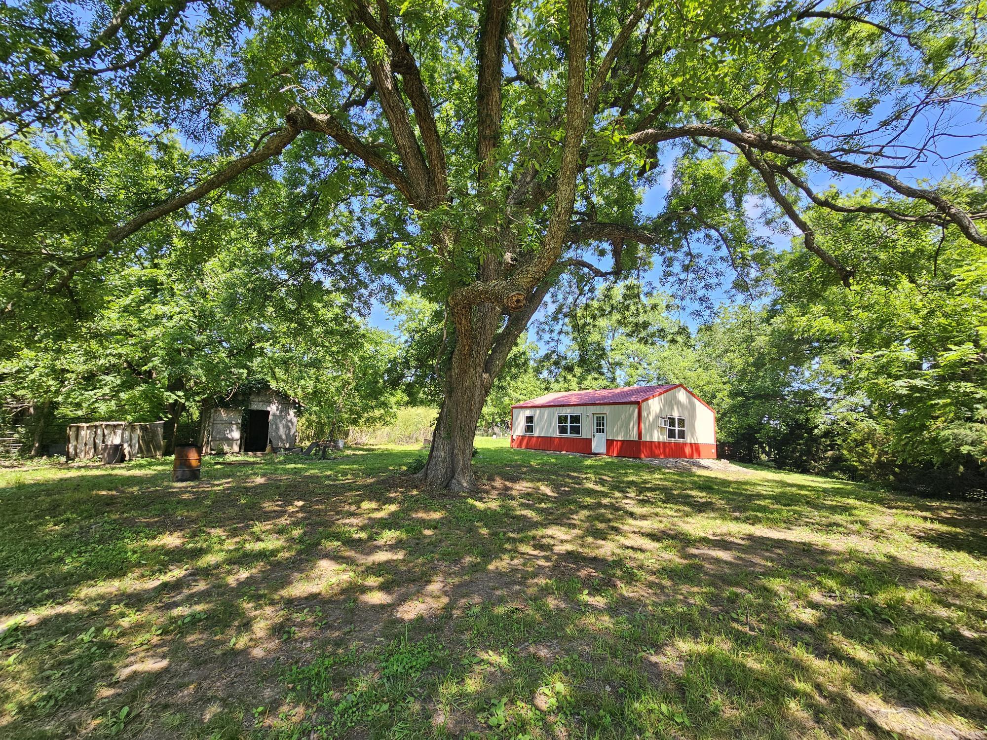 Photo of 5383 Cowan Ridge Road Powell MO 65730