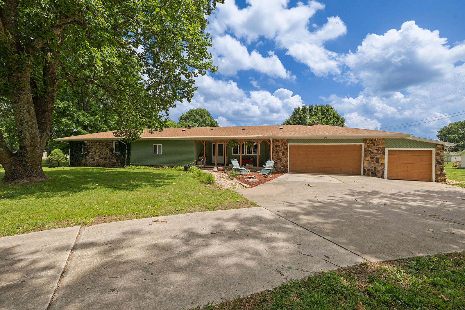 Photo of 5008 S Cloverdale Lane Battlefield MO 65619