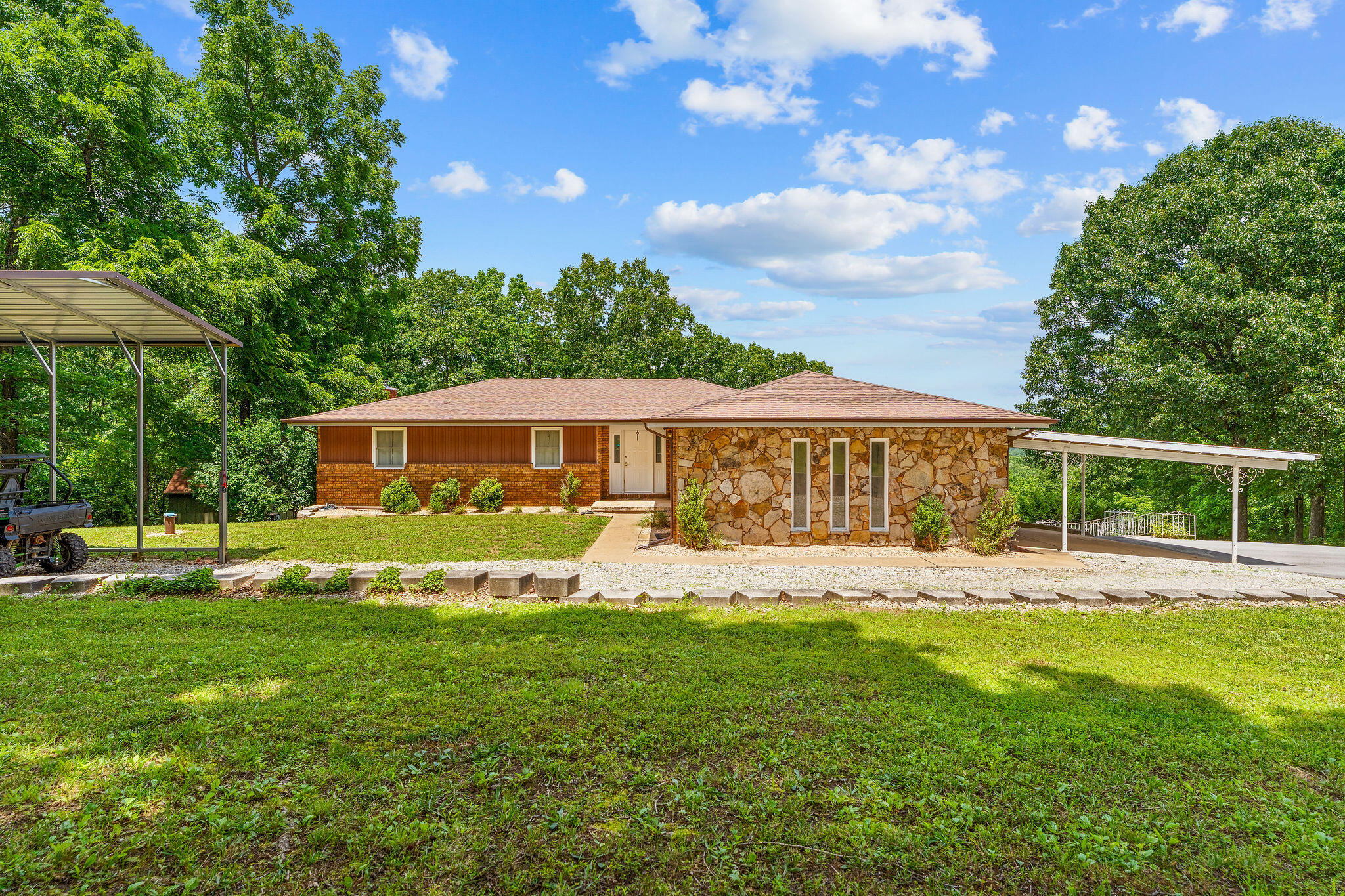 Photo of 11772 State Hwy 176 Walnut Shade MO 65771