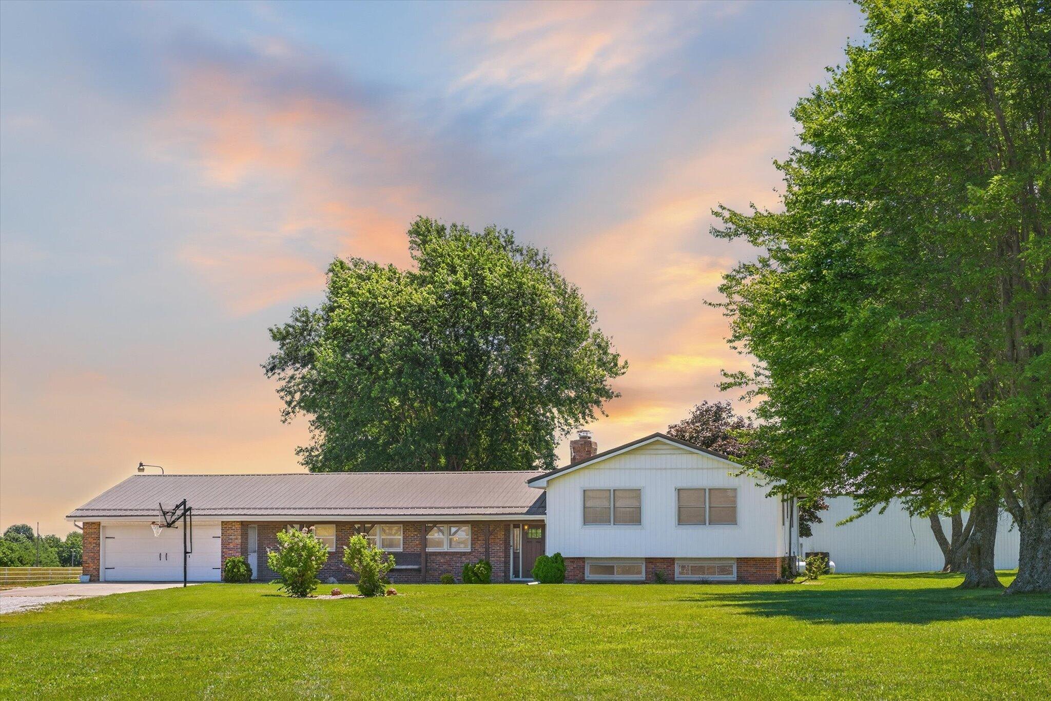 Photo of 4346 S 97th Road Bolivar MO 65613