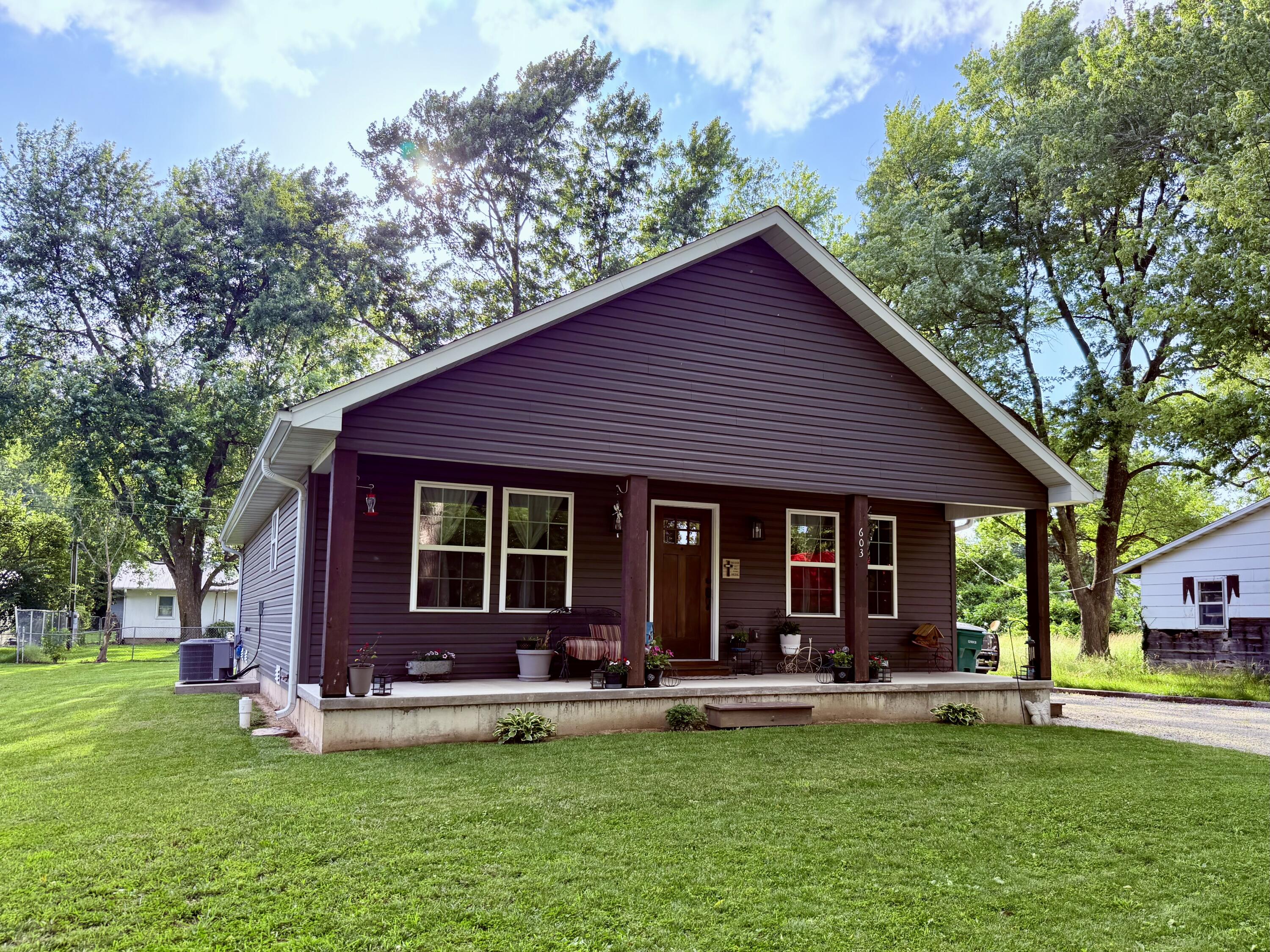 Photo of 603 S High Street Mountain Grove MO 65711