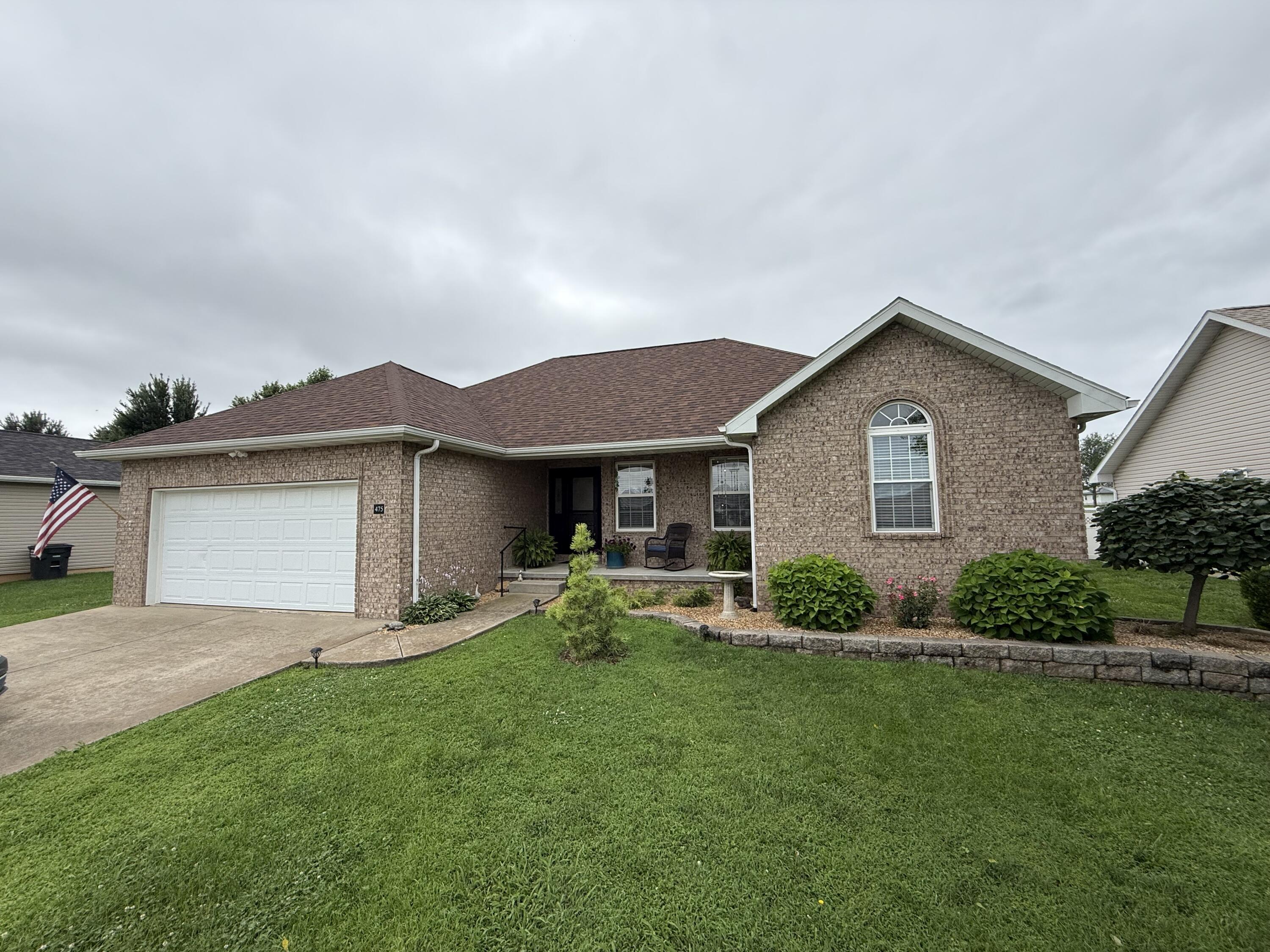 Photo of 475 S Gary Avenue Bolivar MO 65613