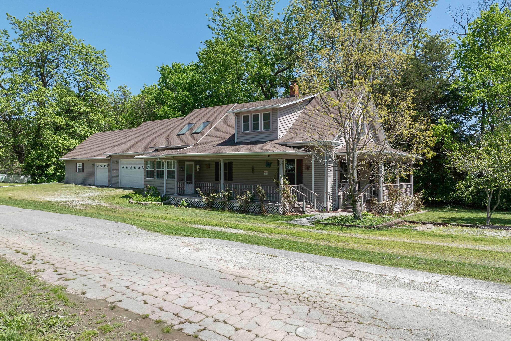 Photo of 537 W Talmage Street Springfield MO 65803