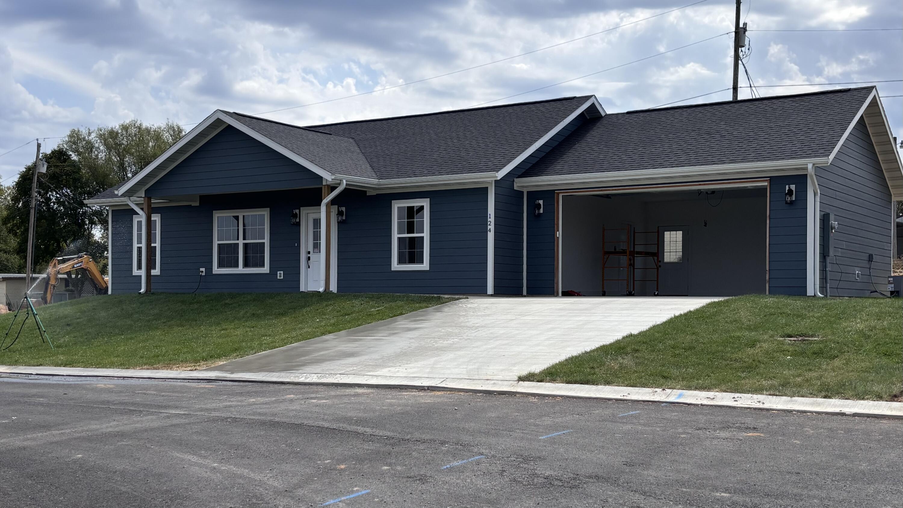Photo of 130 Kirkham Street #Lot 27 Hollister MO 65672