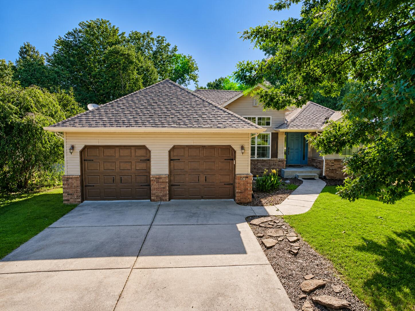 Photo of 126 N Julie Drive Republic MO 65738