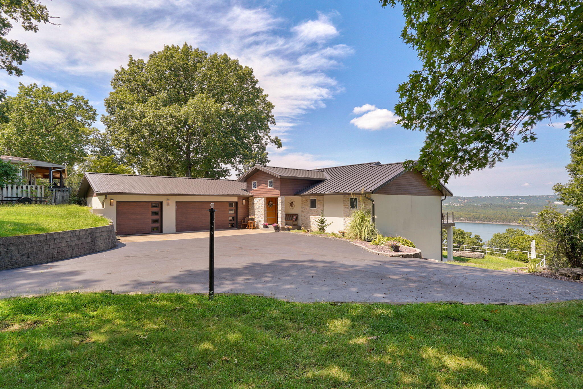 Photo of 251 Silverbridge Lane Kimberling City MO 65686