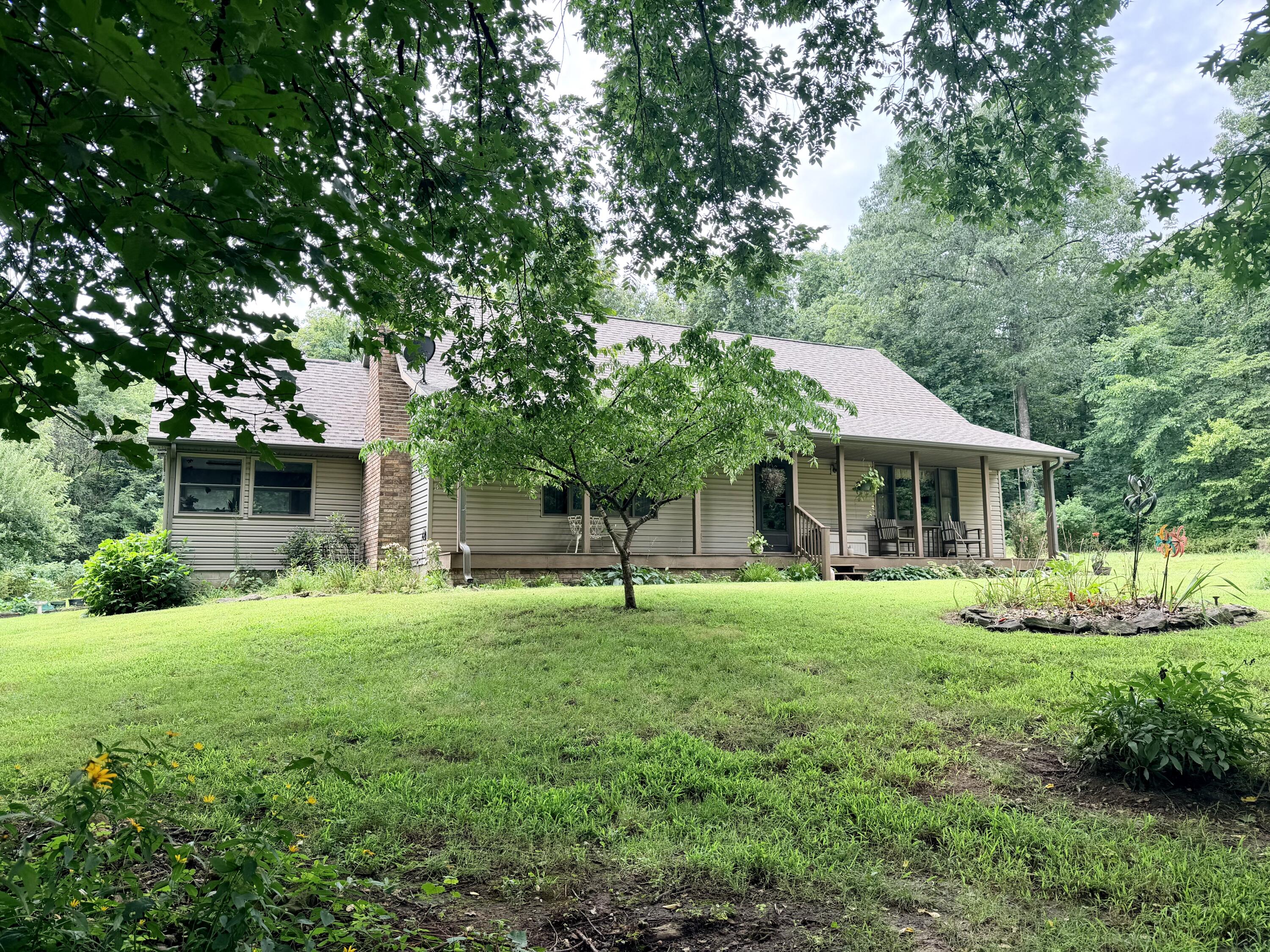 Photo of 34 E Dade 86 Greenfield MO 65661