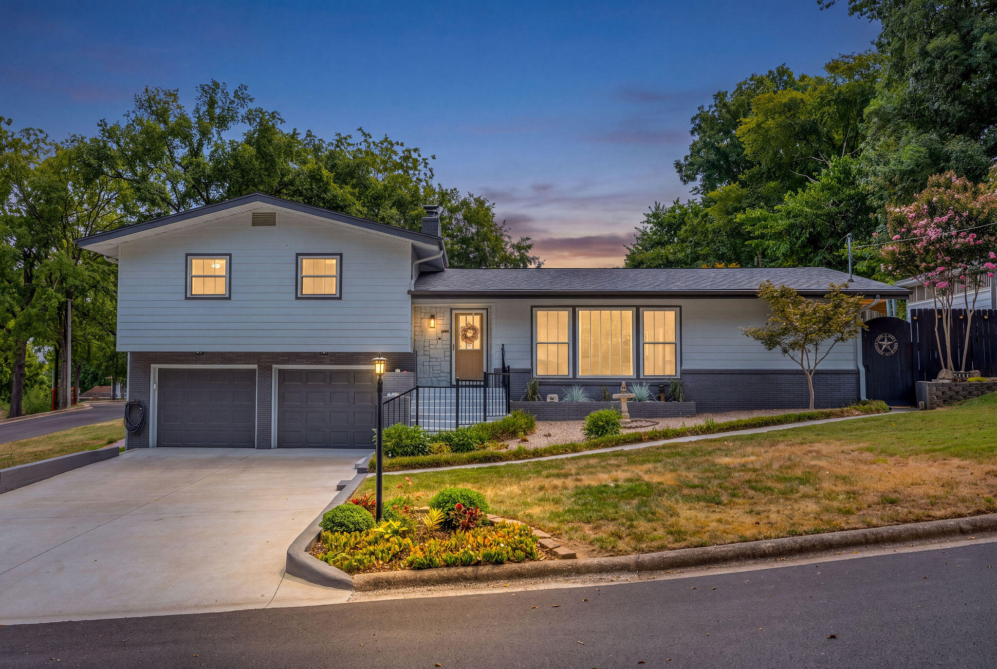 Photo of 118 N Sunshine Street Branson MO 65616