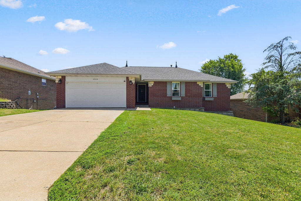 Photo of 4048 W Falcon Drive Battlefield MO 65619