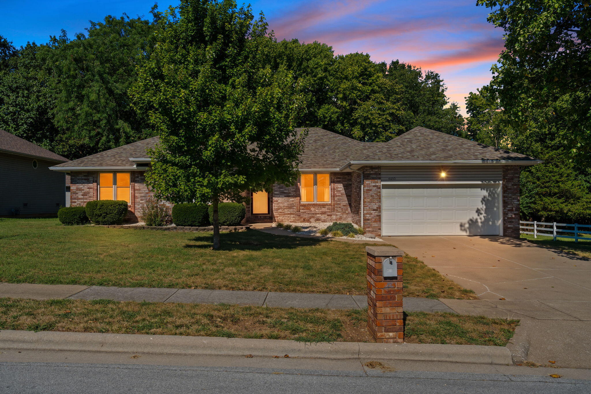 Photo of 4055 N Pickwick Avenue Springfield MO 65803