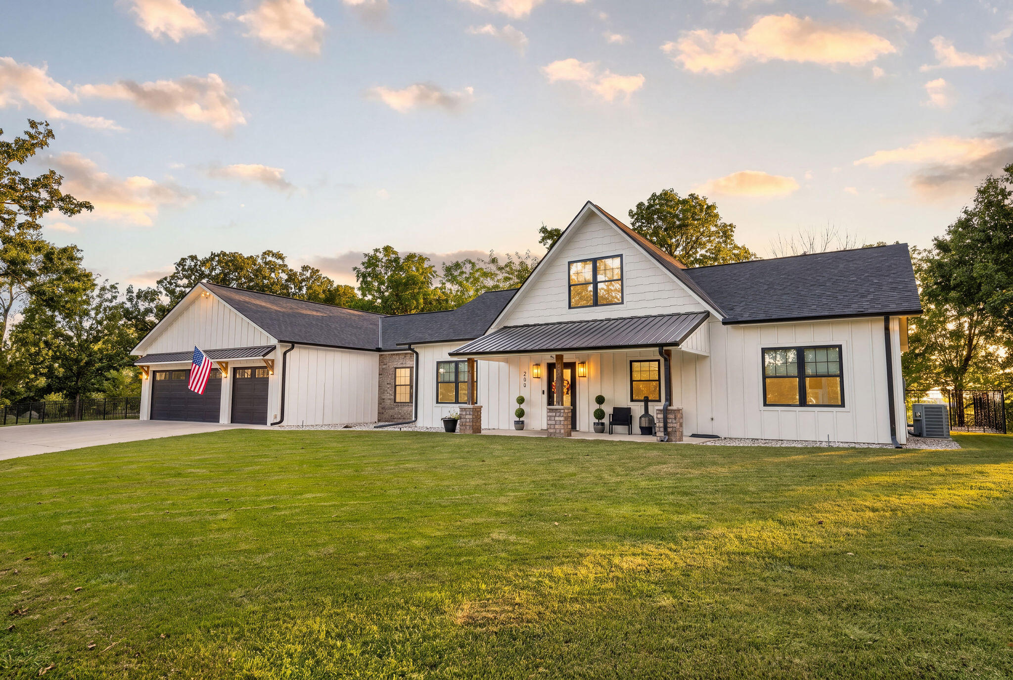 Photo of 299 Bow Hunter Lane Galena MO 65656