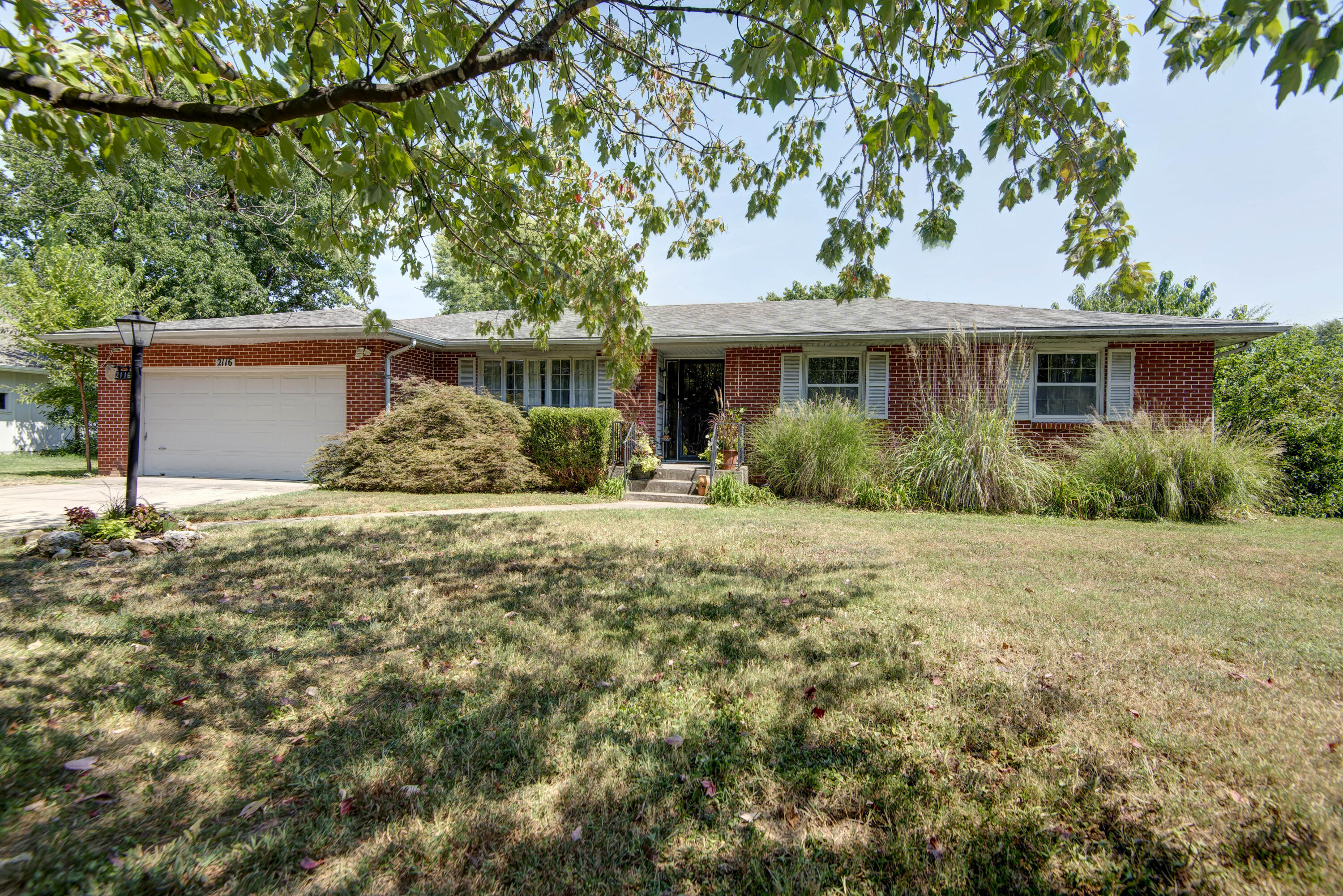 Photo of 2116 S Linden Avenue Springfield MO 65804