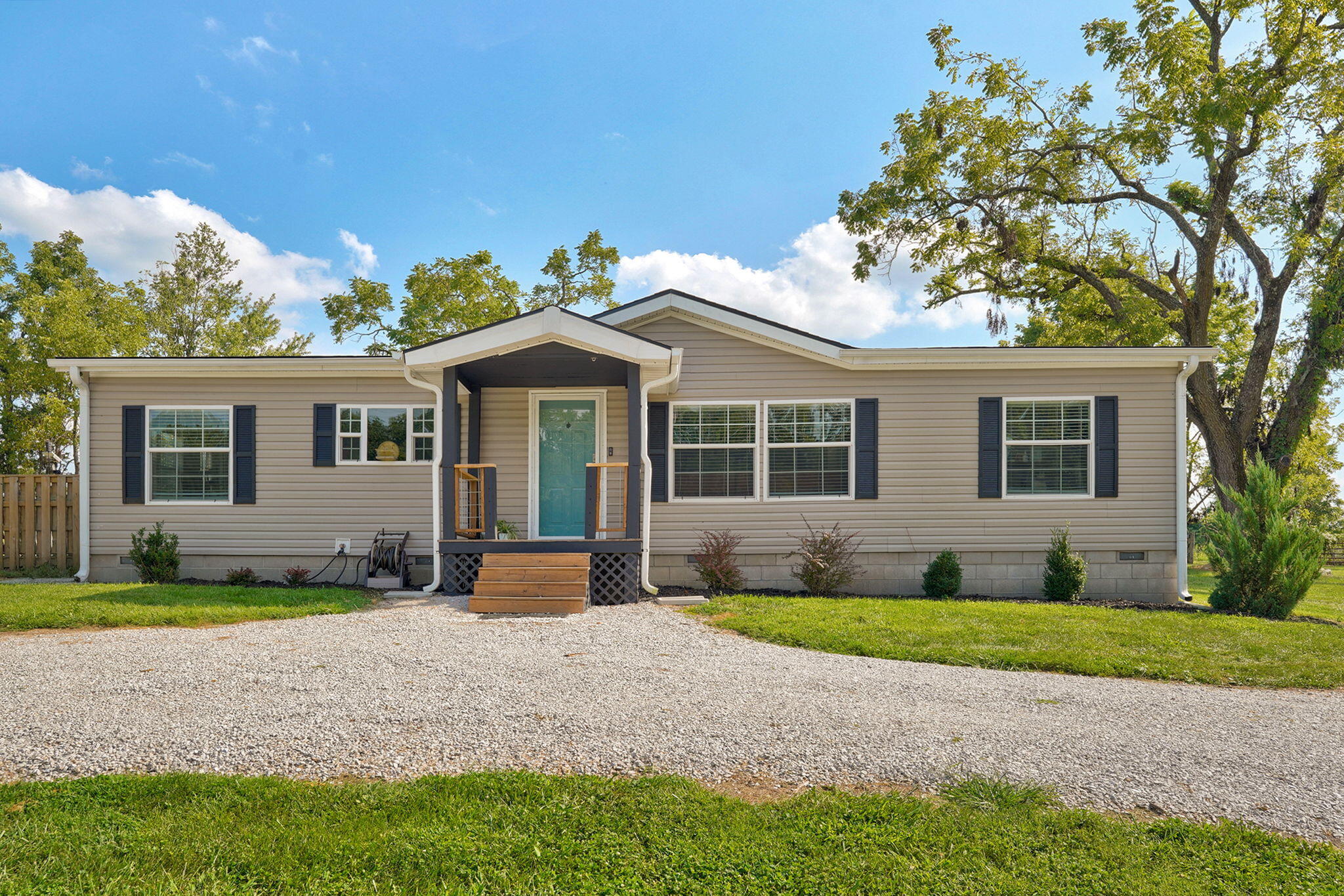 Photo of 1186 Shawnee Road Sparta MO 65753