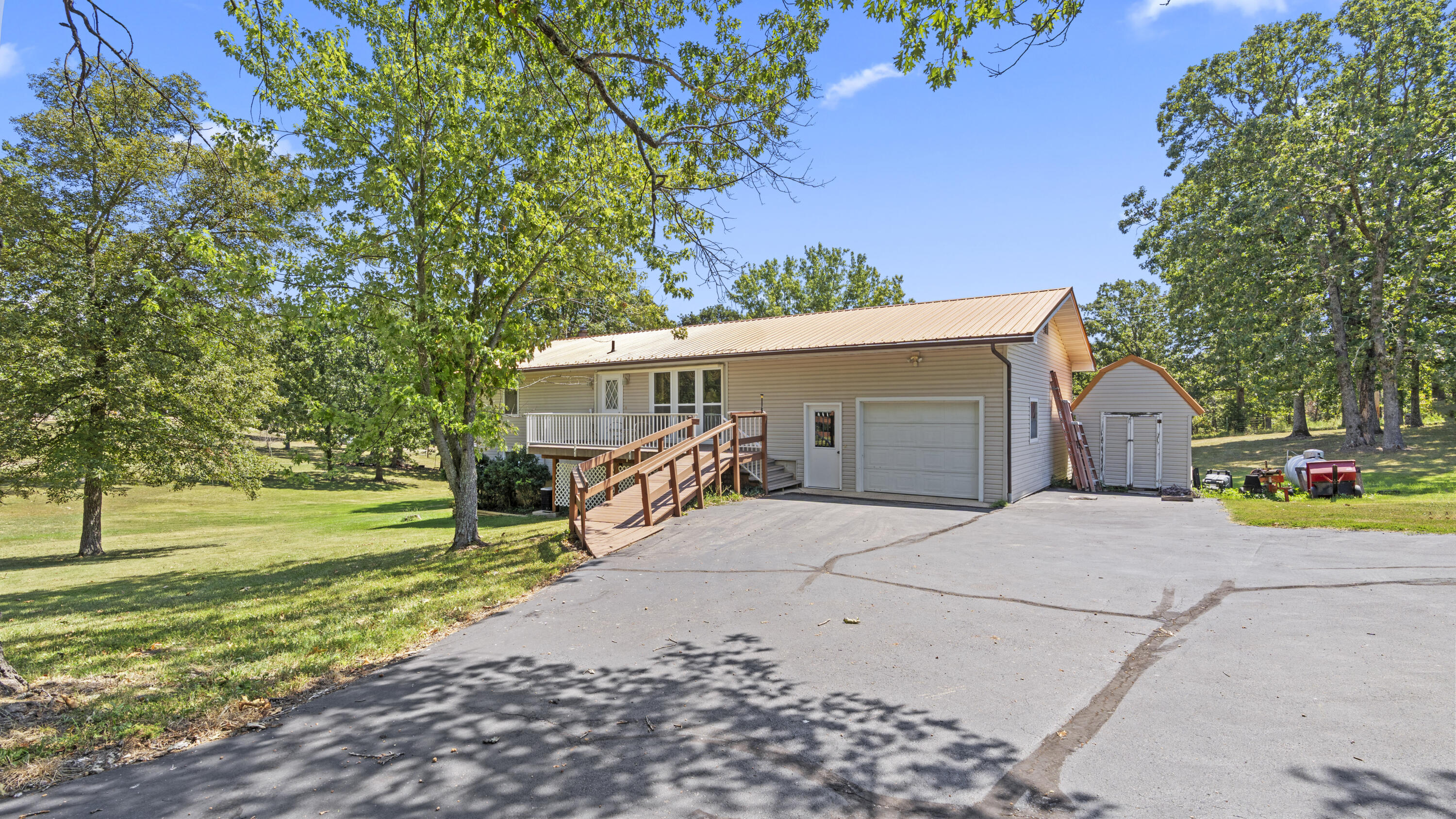 Photo of 2893 State Hwy V Linn Creek MO 65052