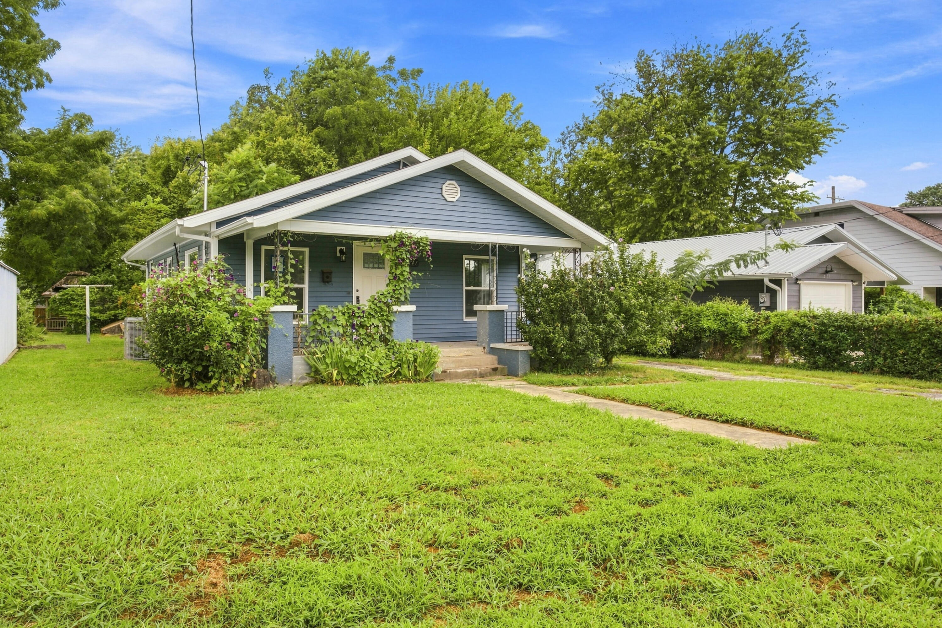 Photo of 2547 N East Avenue Springfield MO 65803