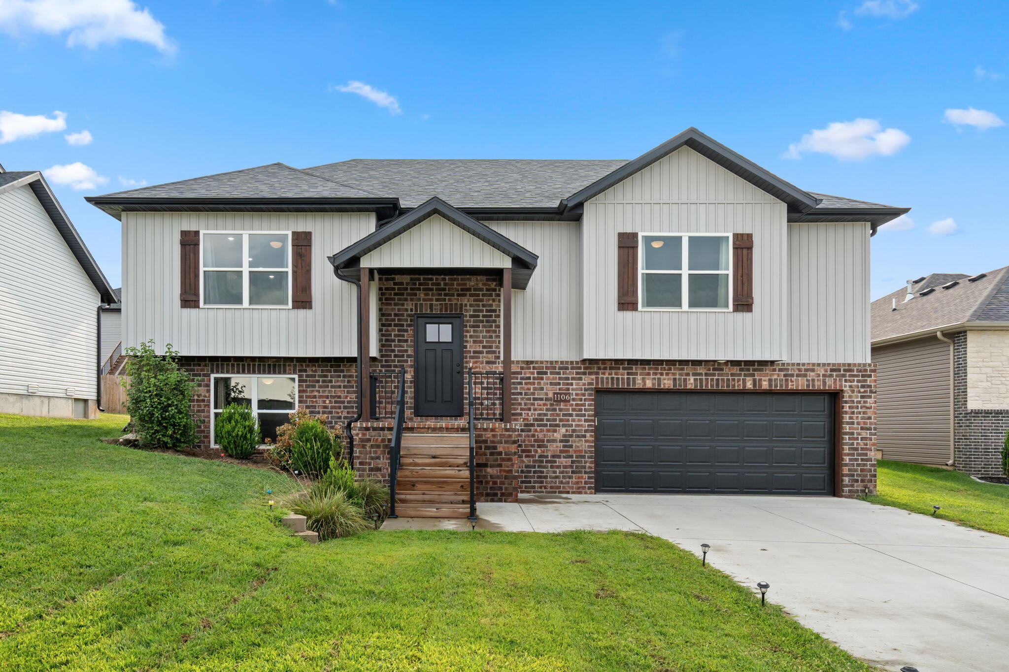 Photo of 1106 S Strait Avenue Ozark MO 65721