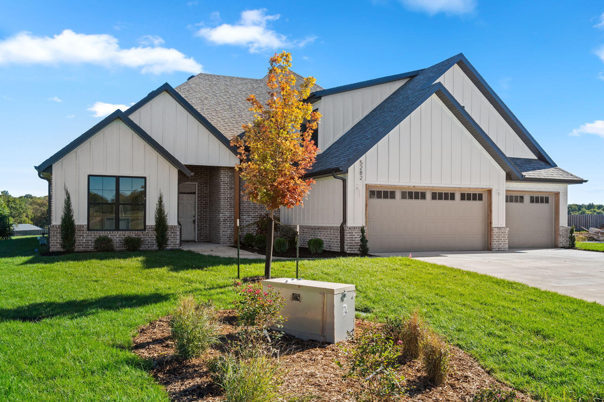 Photo of 5282 E Golden Bell Lane Springfield MO 65809