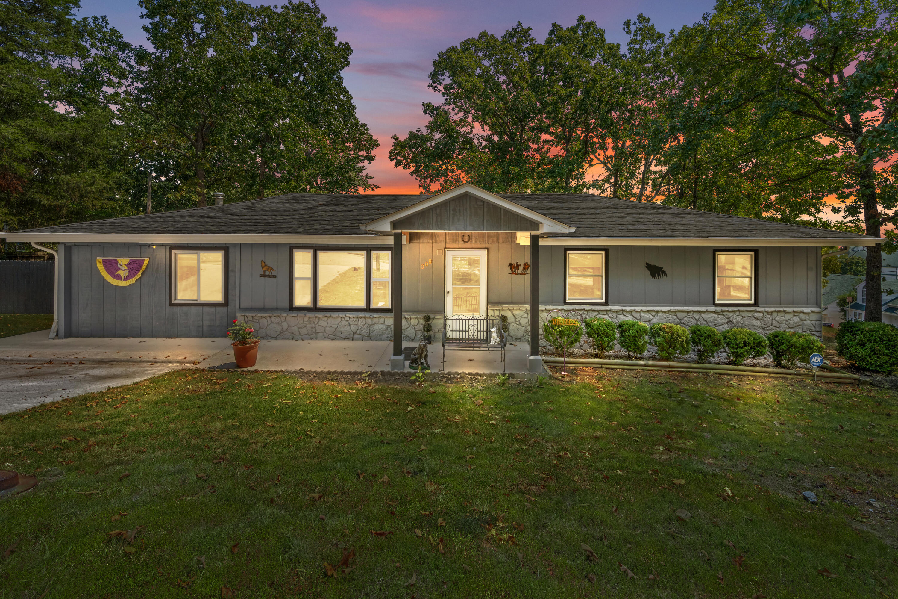 Photo of 308 Erie Street Branson MO 65616