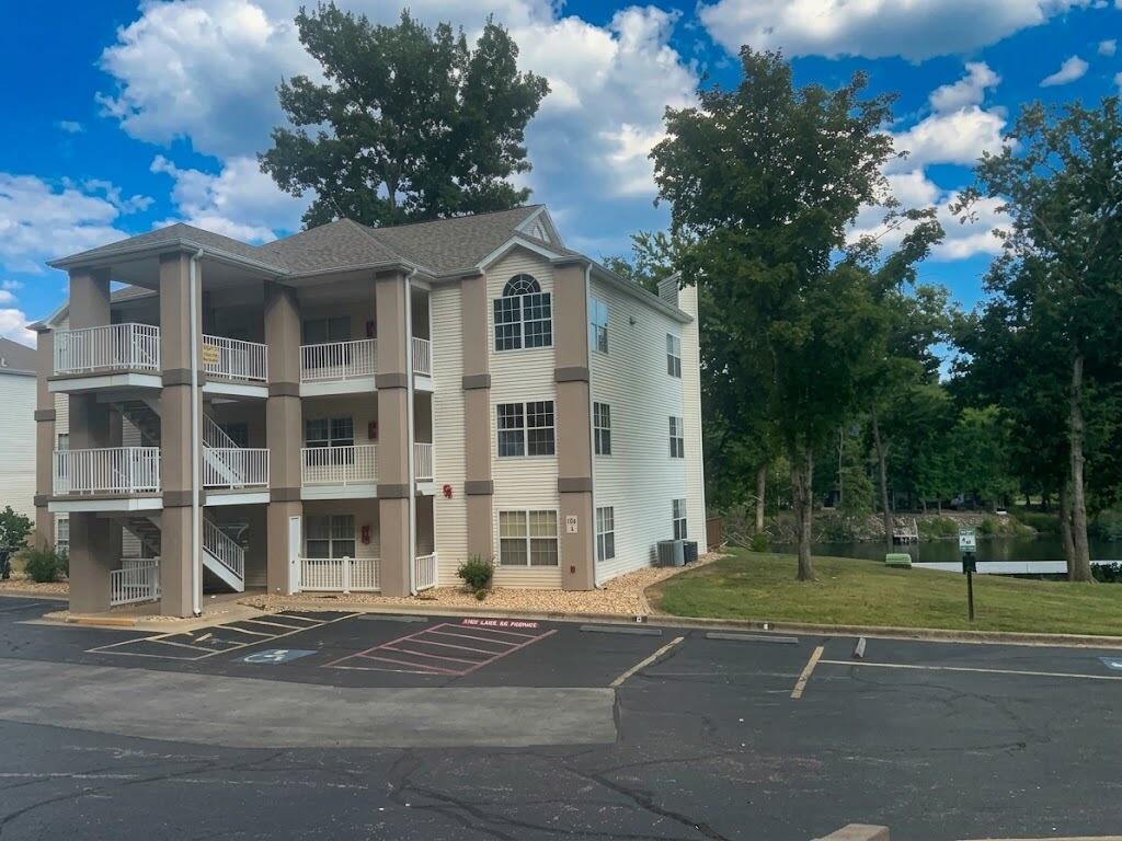Photo of 77 Anglers Pointe Drive #Apt 3 Branson MO 65616