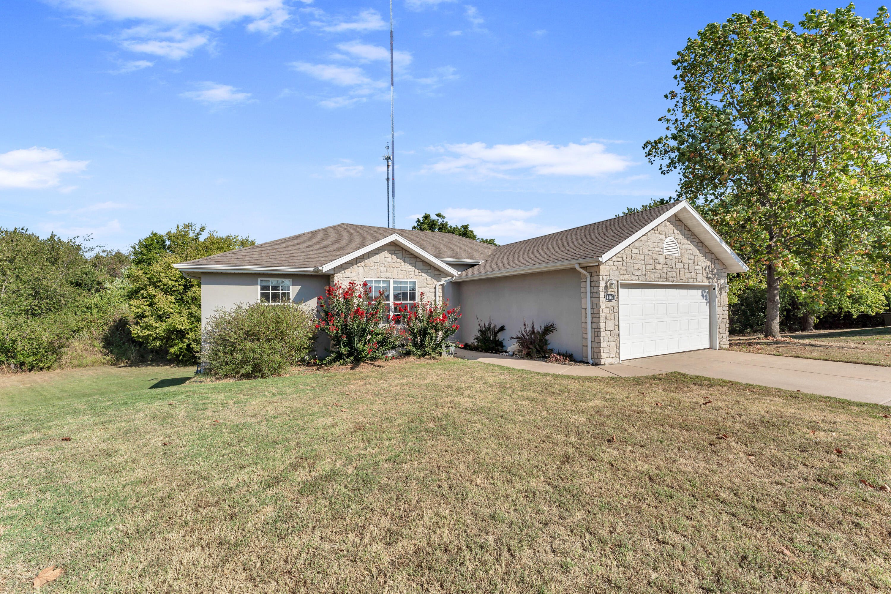 Photo of 1407 Raspberry Court Nixa MO 65714