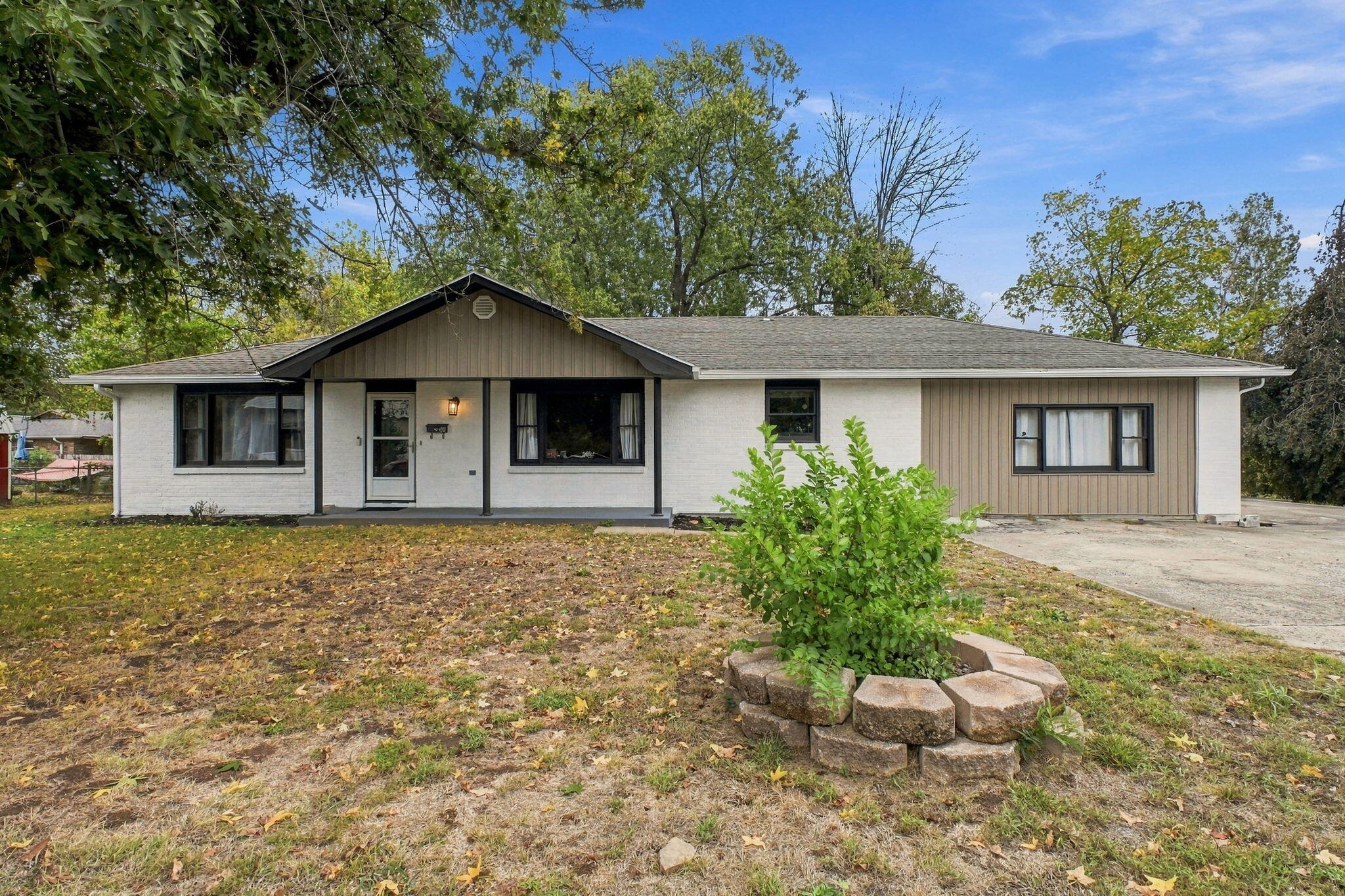 Photo of 308 N Albany Avenue Bolivar MO 65613